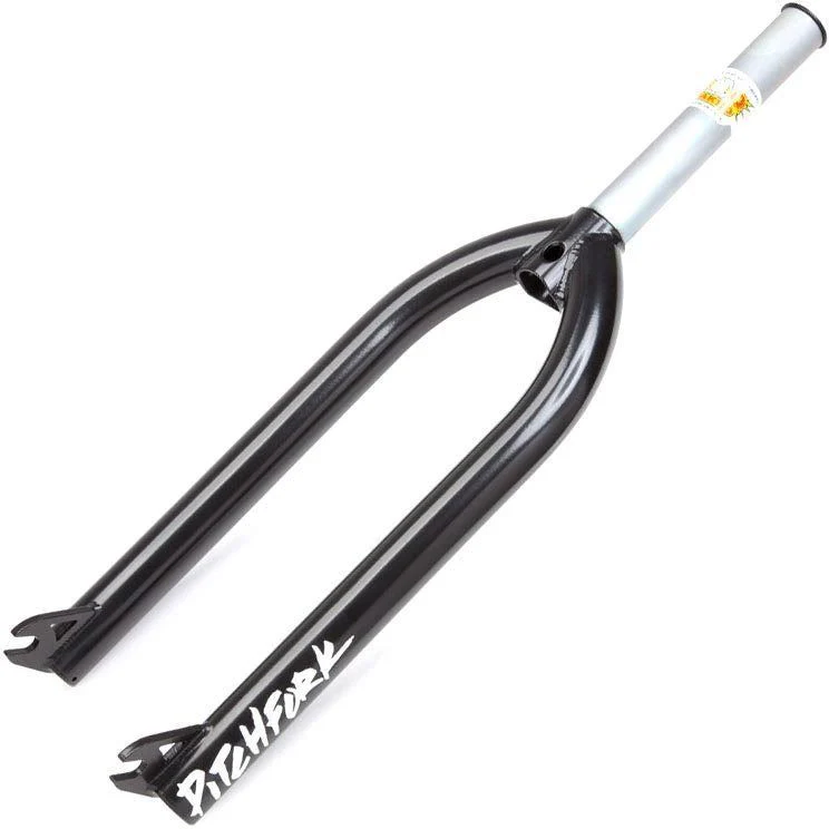 S&M 24" Pitchfork